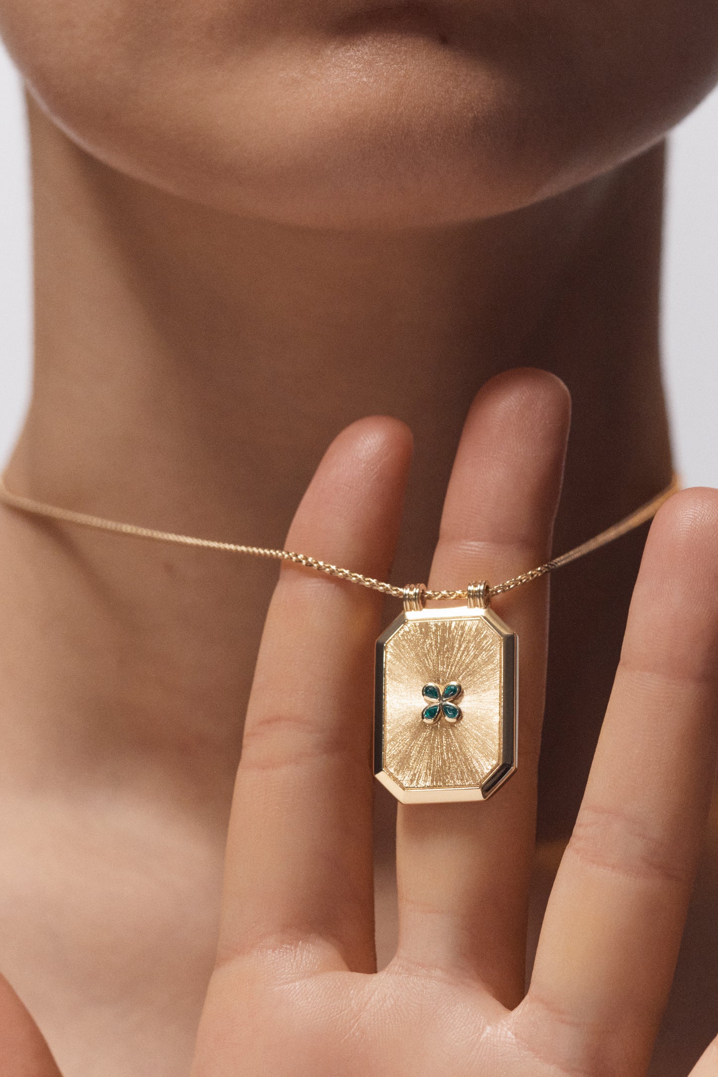 Luck scapular
