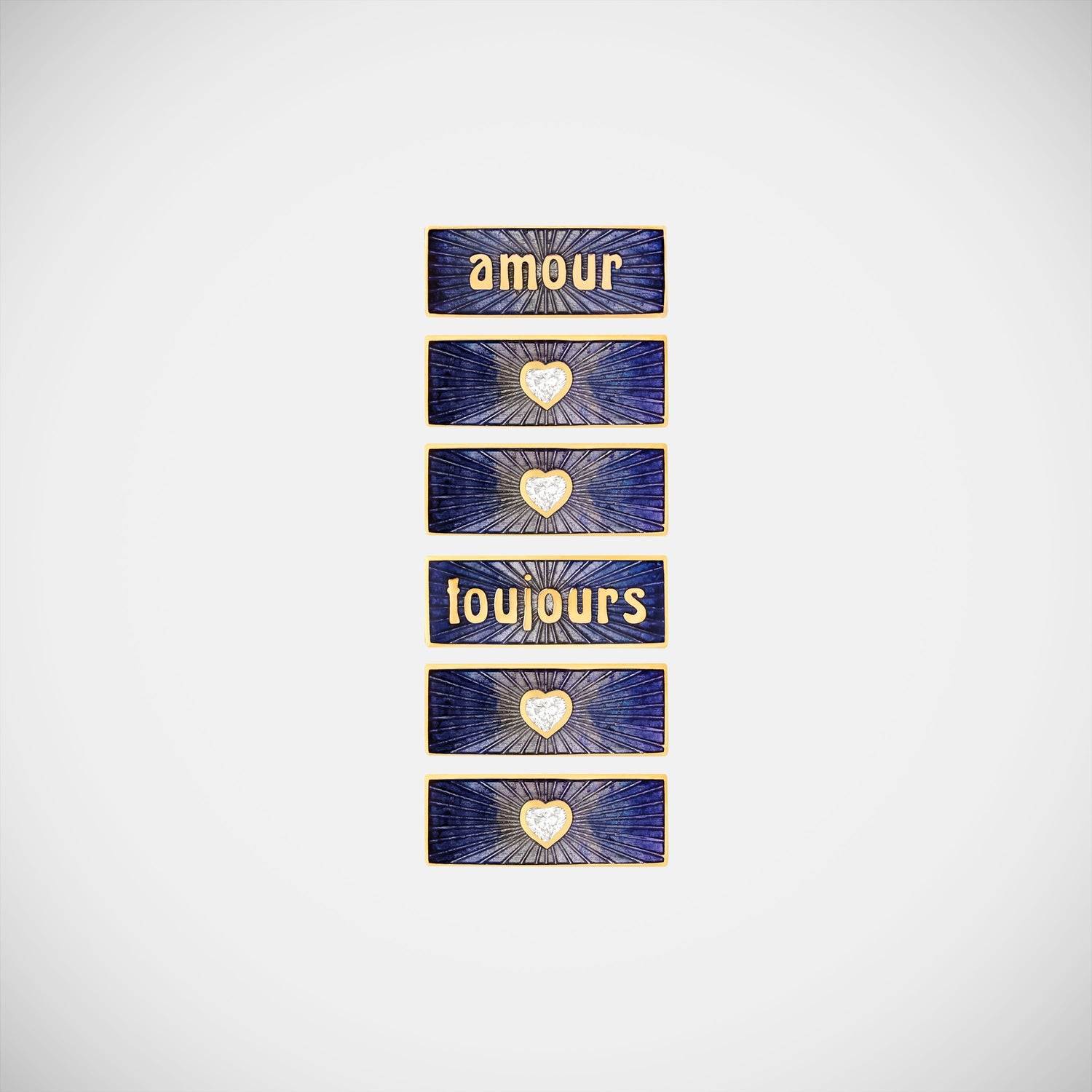 Marie Lichtenberg Staging Locket Amour Toujours Locket