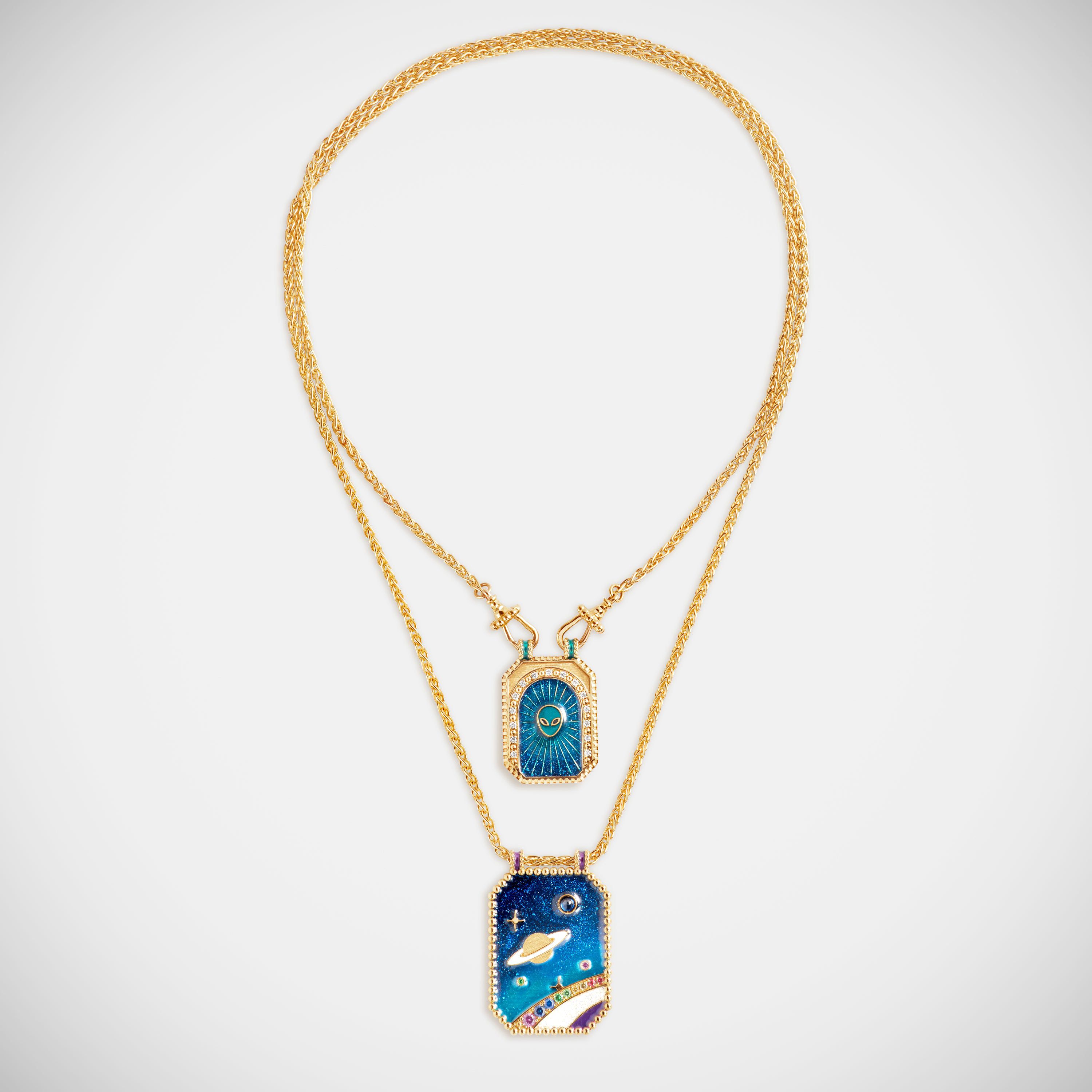 Marie Lichtenberg Staging Scapulaires Believe double scapular