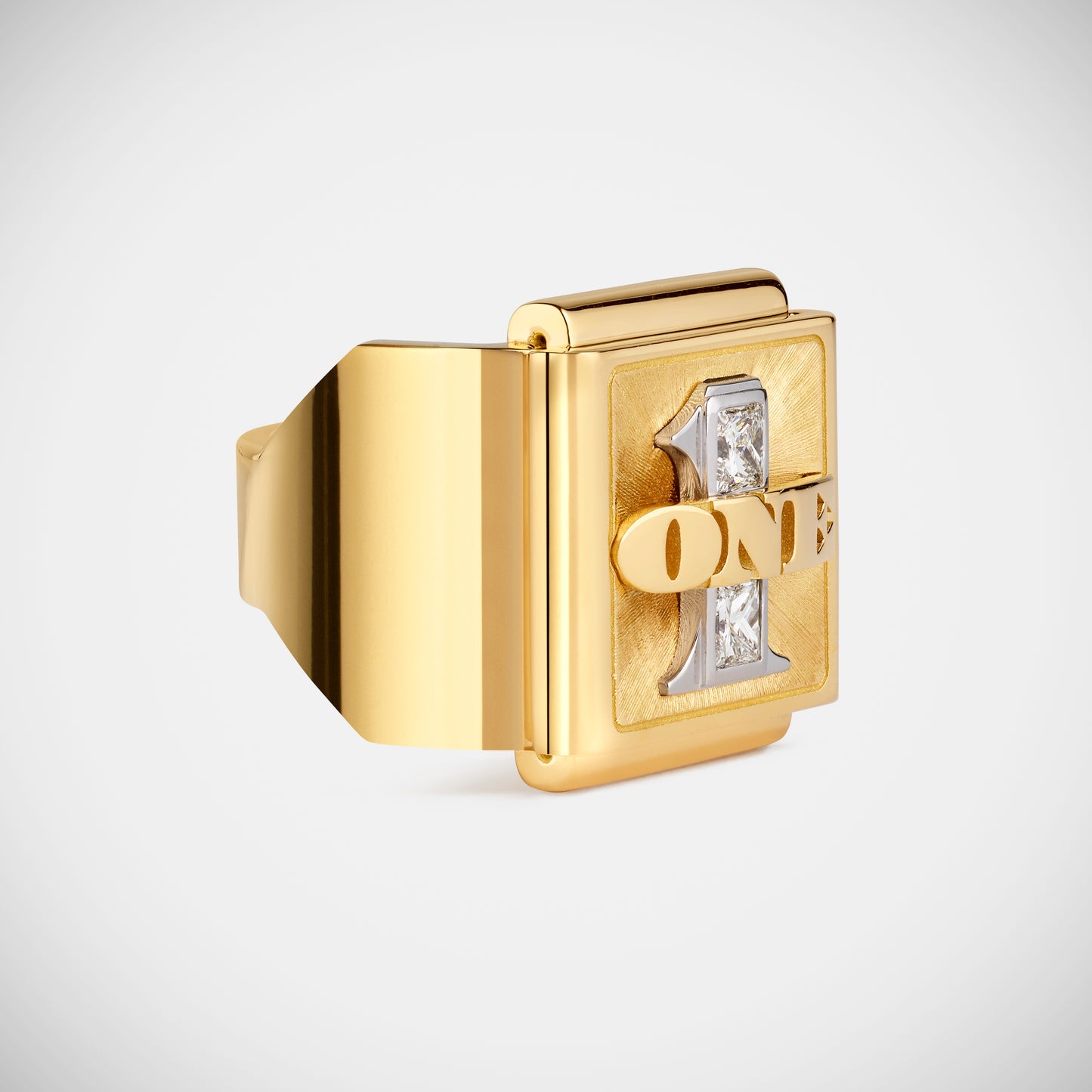 Marie Lichtenberg Staging Ring Buck ring Large