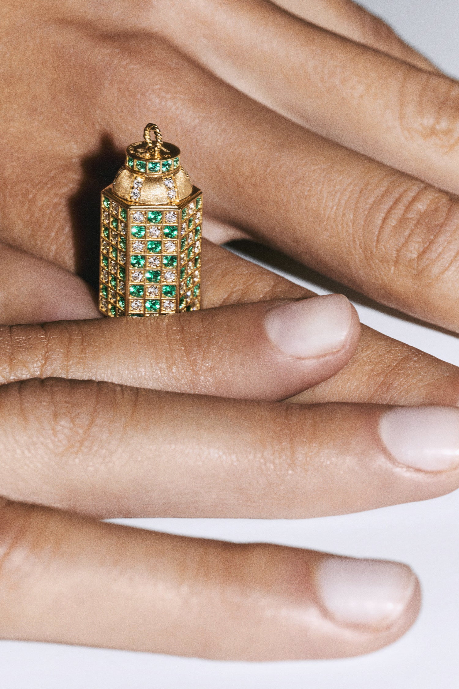 Marie Lichtenberg Staging Locket Check Emerald Locket on Rosa Classic Chain