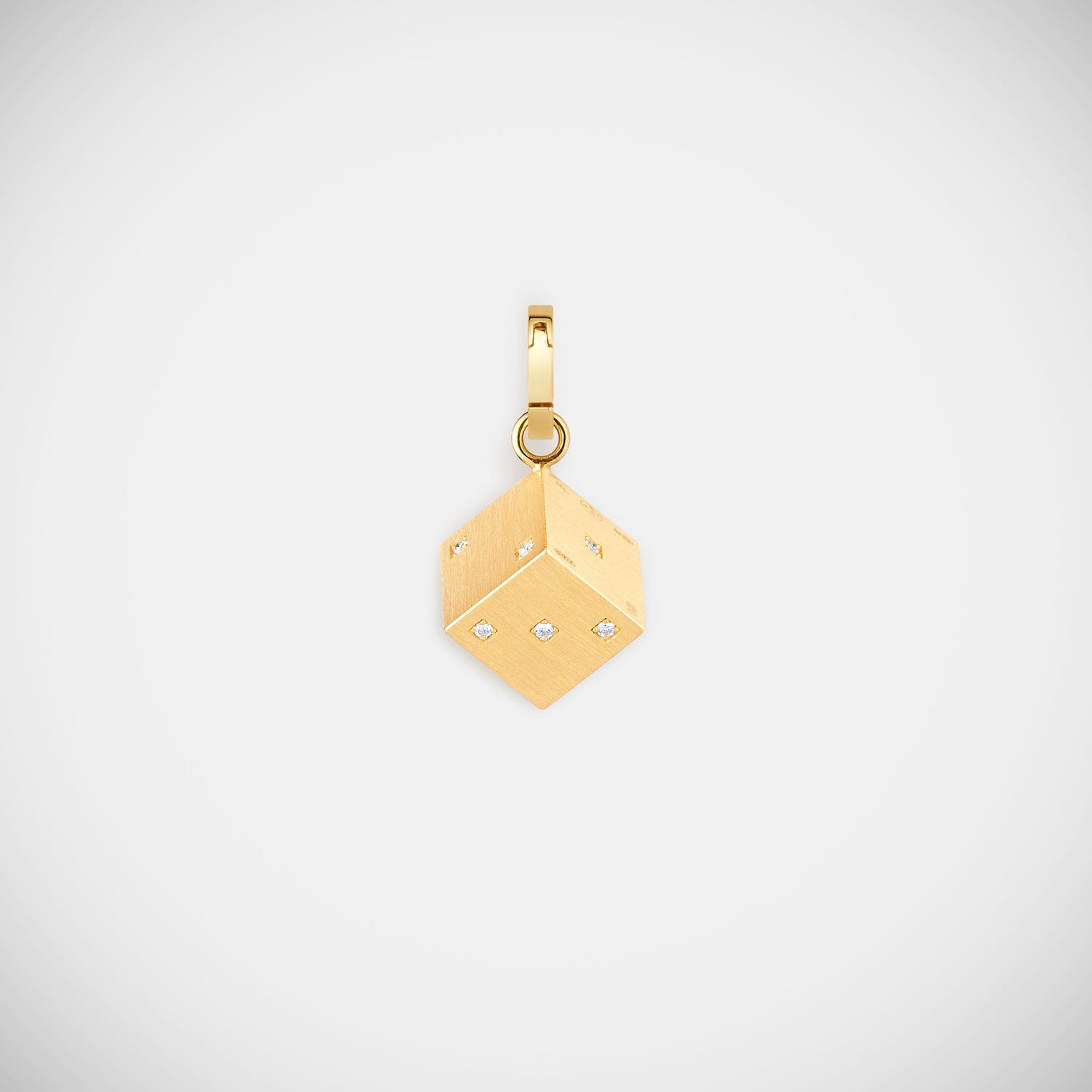 Marie Lichtenberg Staging Charm Dado charm 11mm