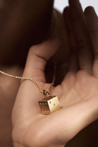 Marie Lichtenberg Staging Charm Dado charm 13mm