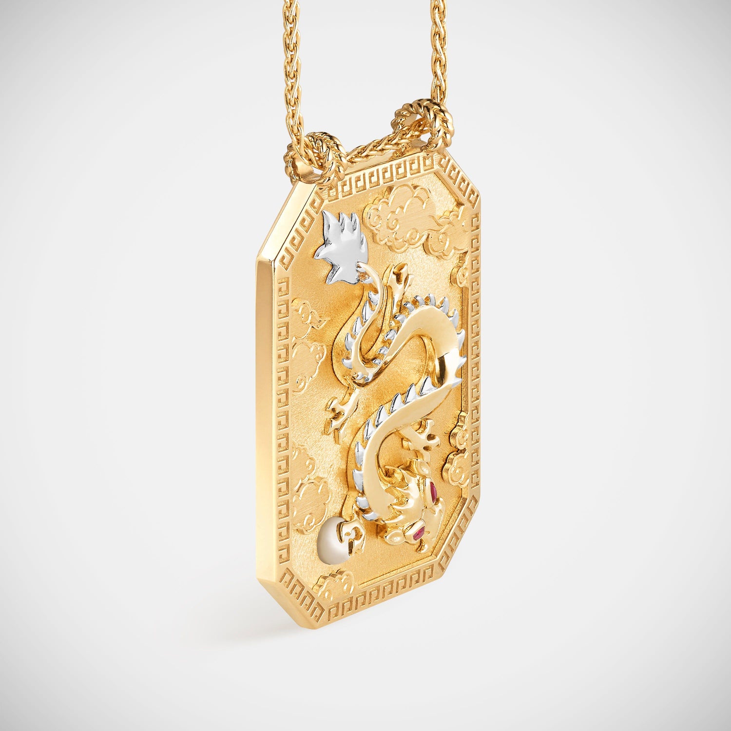 Marie Lichtenberg Staging Scapulaires Dragon Gold Scapular