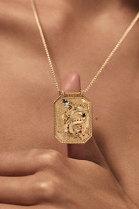 Marie Lichtenberg Staging Scapulaires Dragon Gold Scapular