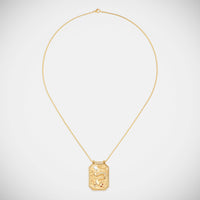 Marie Lichtenberg Staging Scapulaires Dragon Gold Scapular