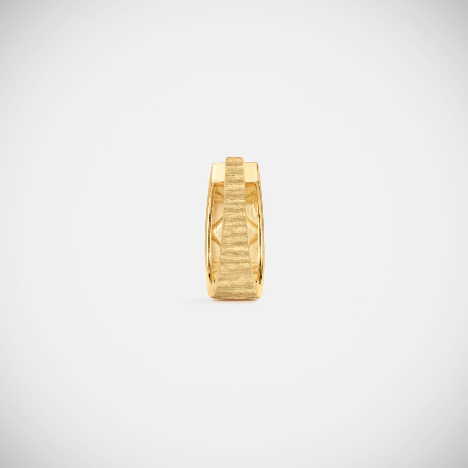 Marie Lichtenberg Staging Earring Ecrou Coco earring Diamonds medium