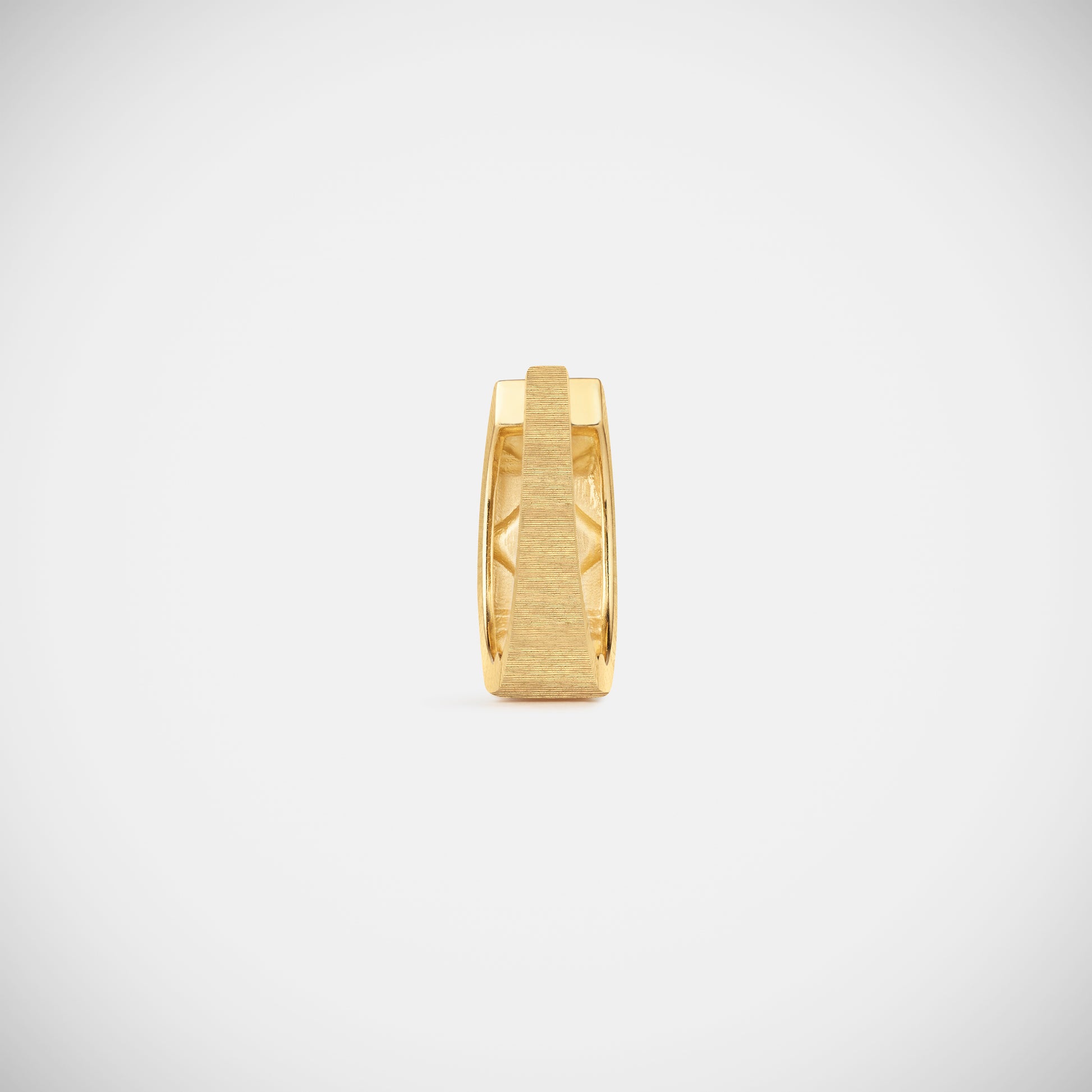 Marie Lichtenberg Staging Earring Ecrou Coco earring Diamonds medium