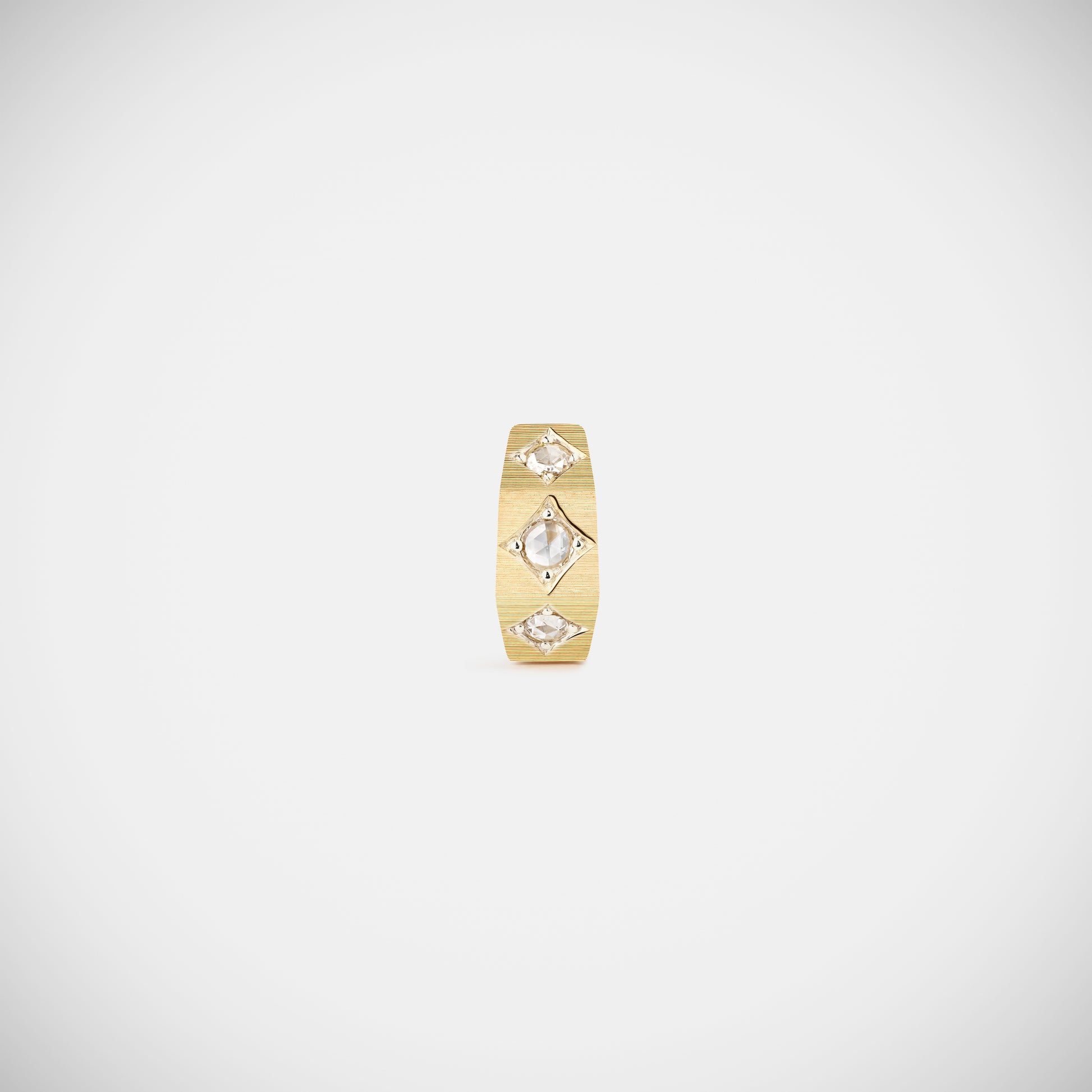 Marie Lichtenberg Staging Earring Ecrou coco earring Diamonds small