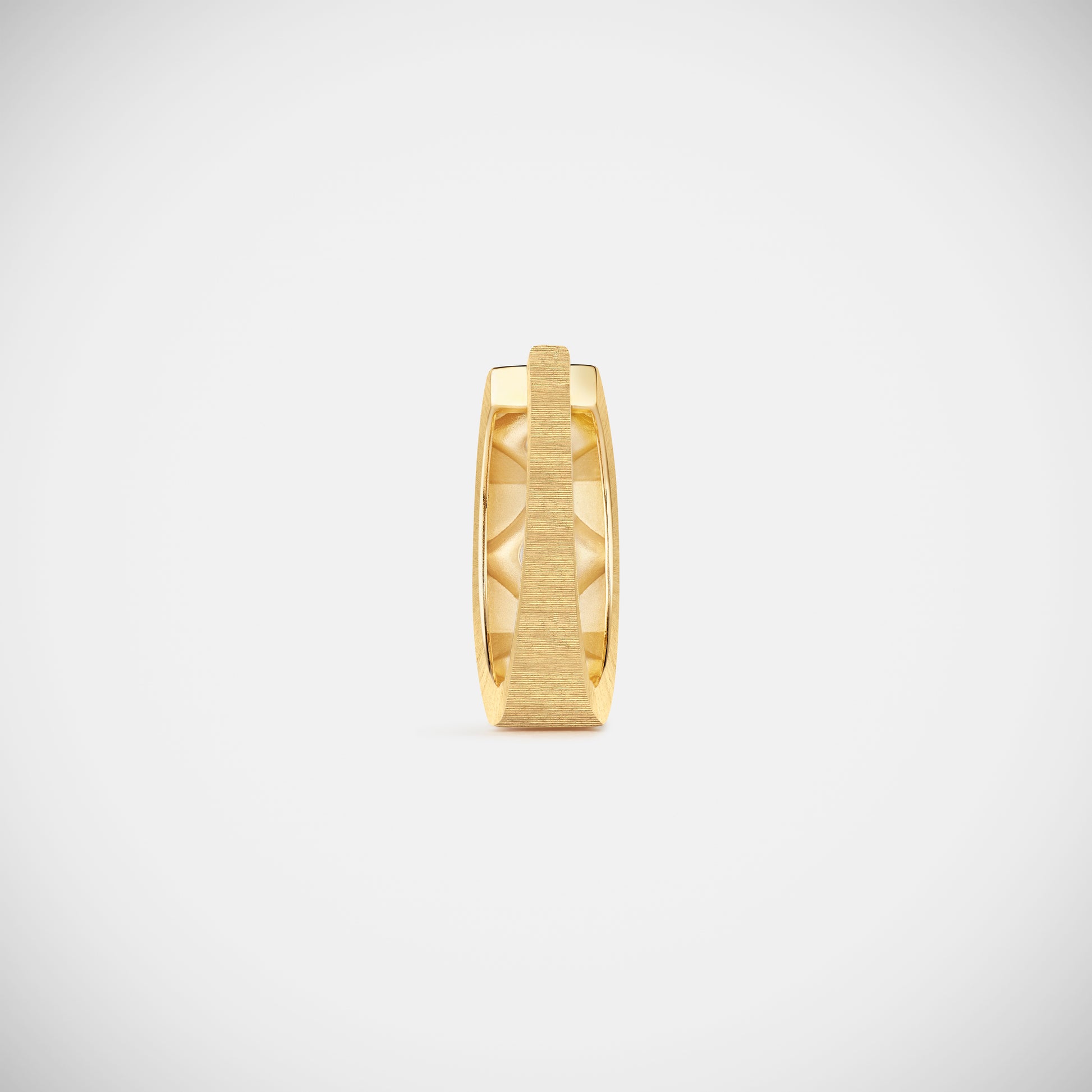 Marie Lichtenberg Staging Earring Ecrou coco earring large