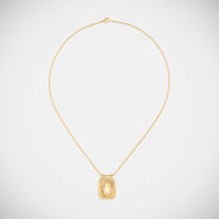 Marie Lichtenberg Staging Scapulaires Hand Scapular