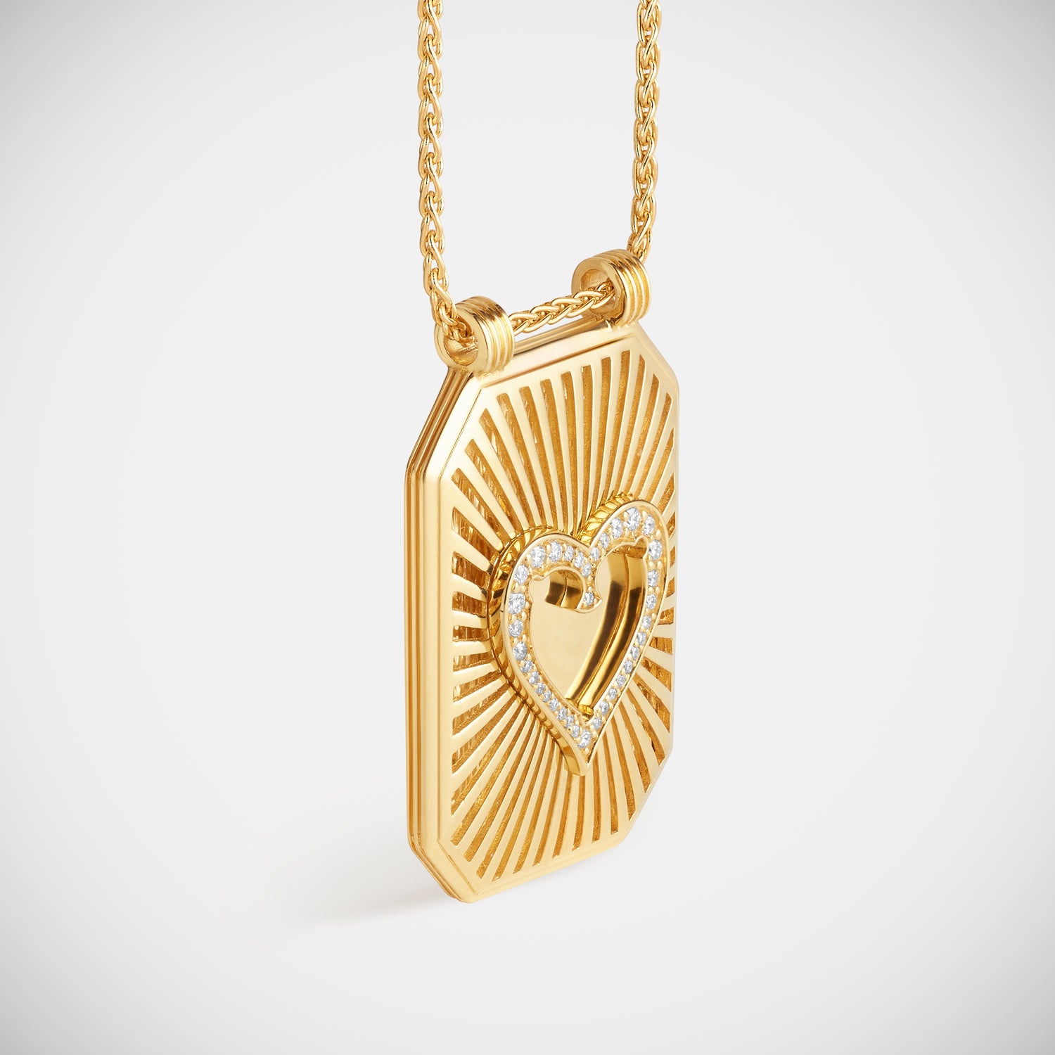 Marie Lichtenberg Staging Scapulaires Heart Diamond Scapular