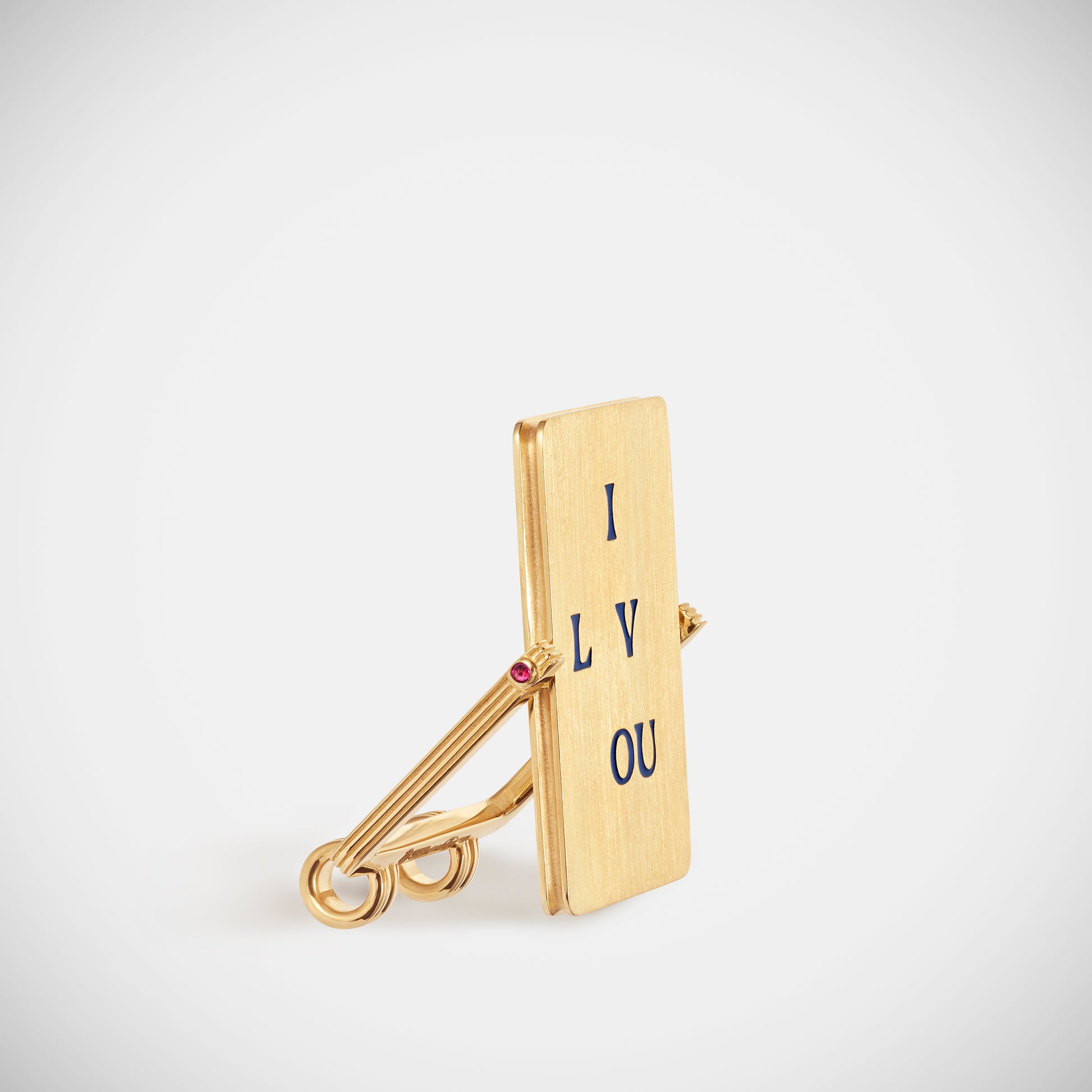 Marie Lichtenberg Staging Scapulaires Love You Spinning Scapular Medium