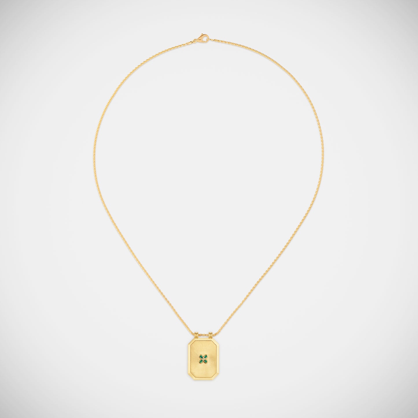 Marie Lichtenberg Staging Scapulaires Luck scapular