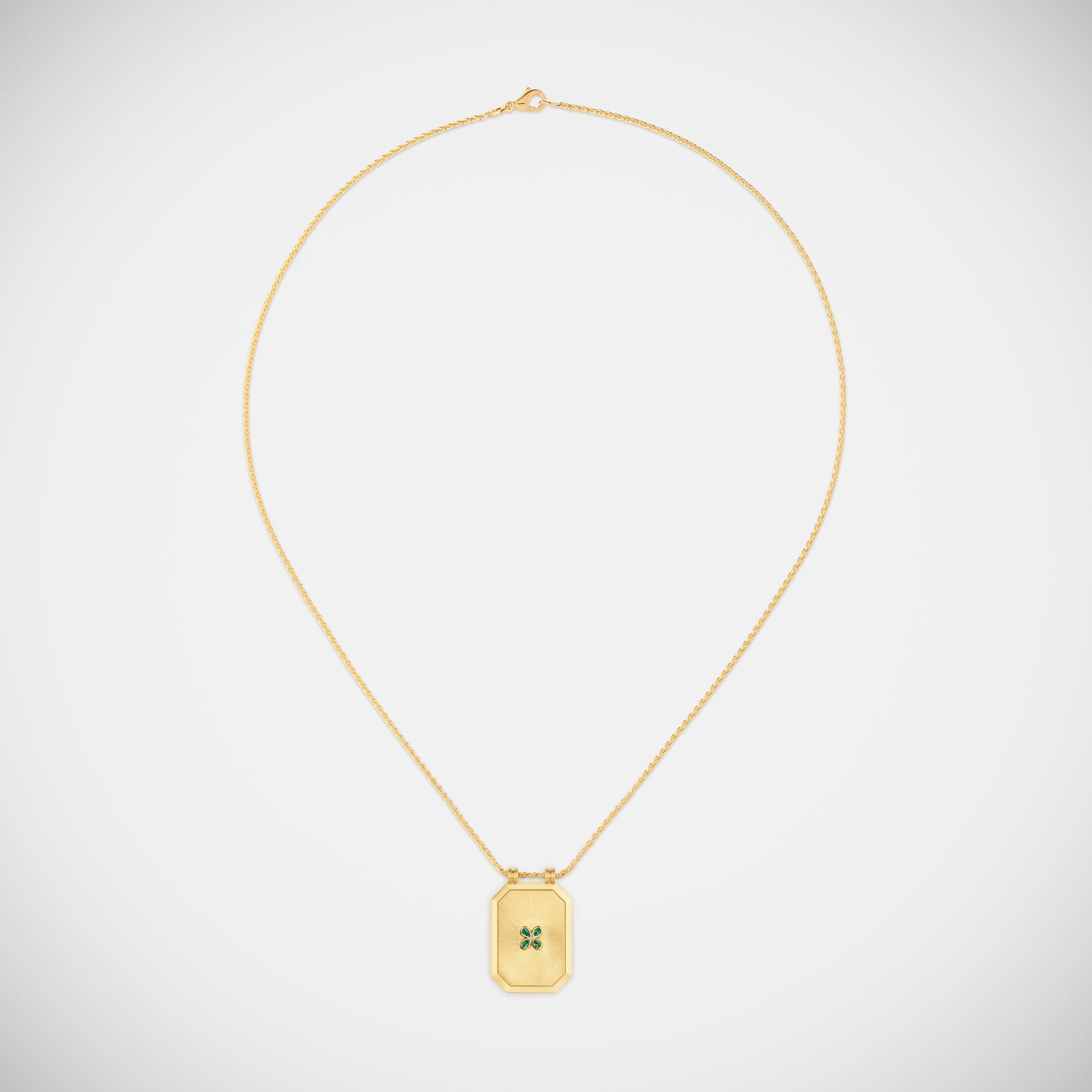 Marie Lichtenberg Staging Scapulaires Luck scapular