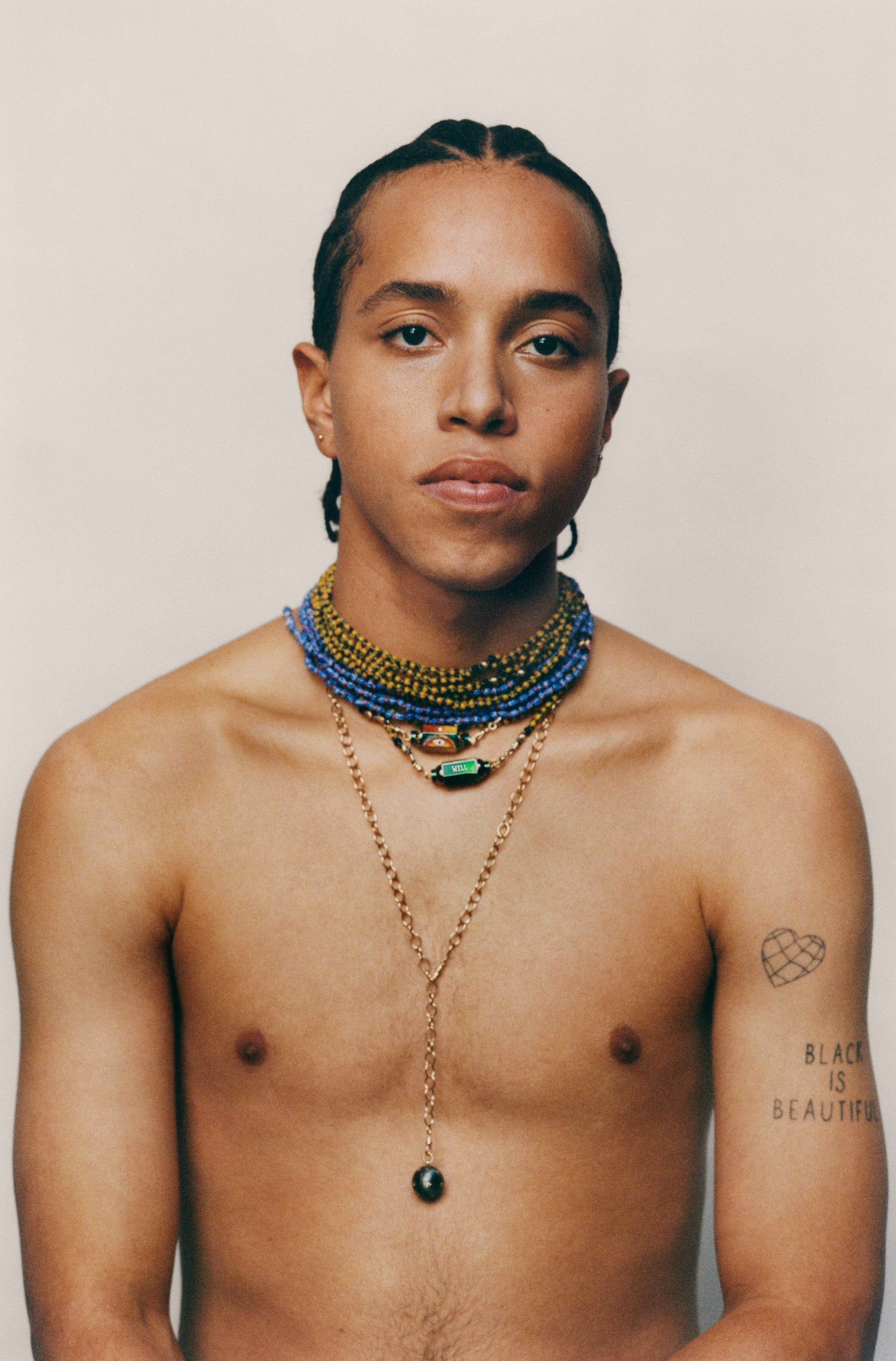 Marie Lichtenberg Staging Link Mauli beads ghana blue 4m