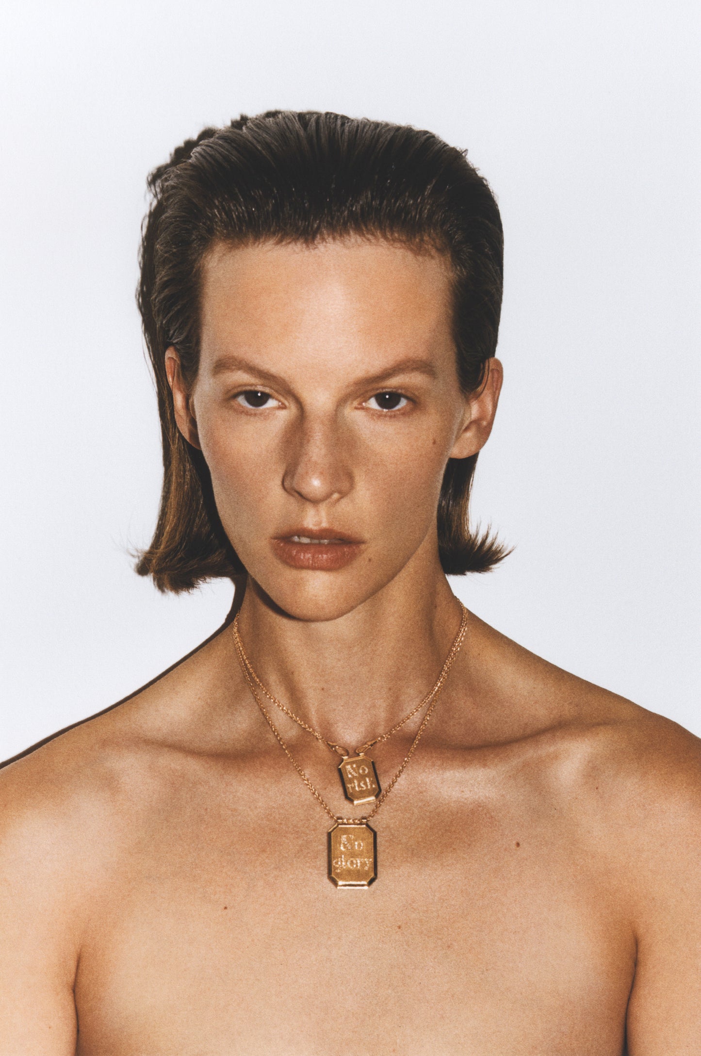 Marie Lichtenberg Staging Scapulaires No risk no glory double scapular