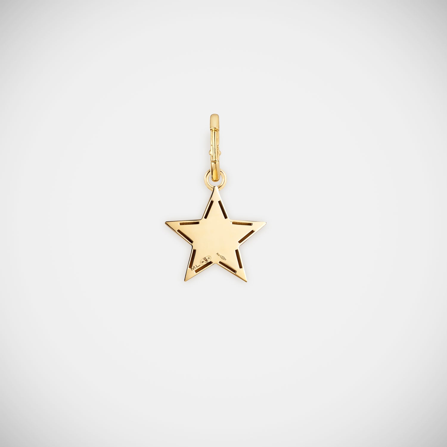 Marie Lichtenberg Staging Pendant Star Charm