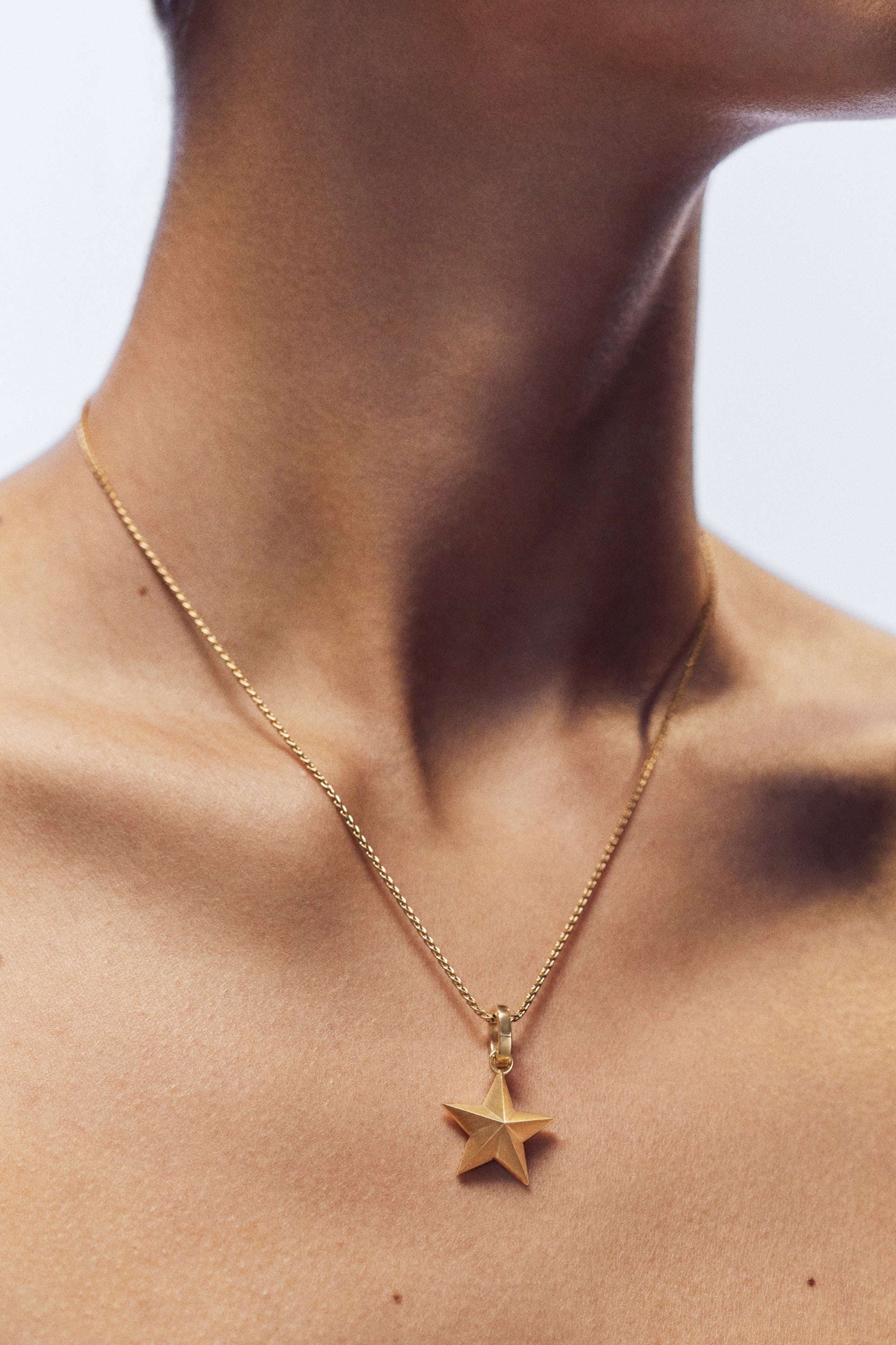 Marie Lichtenberg Staging Pendant Star Charm