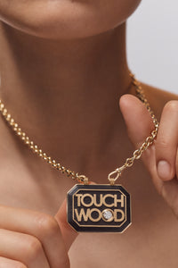 Marie Lichtenberg Staging Scapulaires Touch Wood scapular