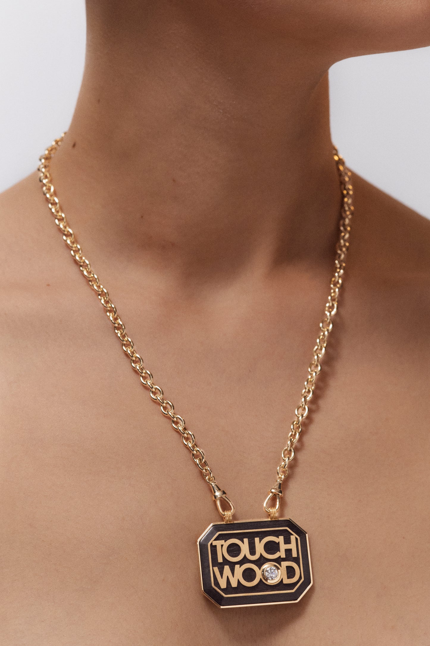 Marie Lichtenberg Staging Scapulaires Touch Wood scapular