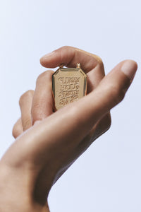 Marie Lichtenberg Staging Scapulaires Would you marry me Scapular